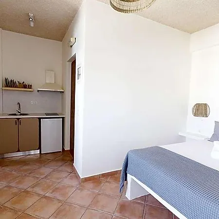 Ligaries Hotel 3*